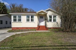 5143 PALMER Avenue, Jacksonville, FL 32210
