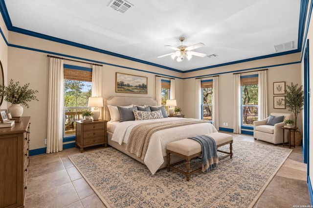 8520 ALYDAR CIR, Fair Oaks Ranch, TX 78015