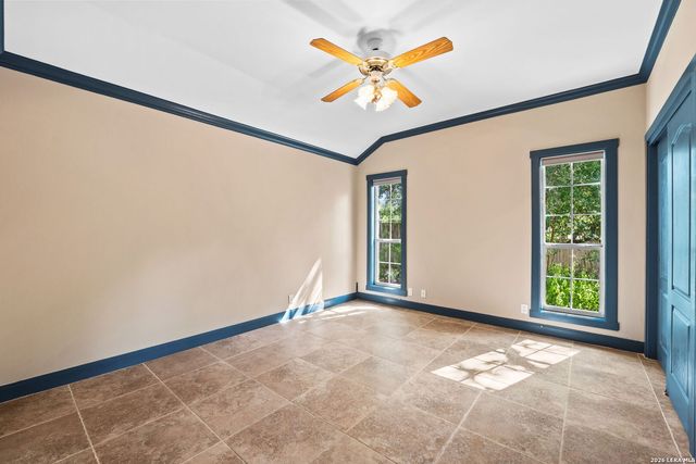8520 ALYDAR CIR, Fair Oaks Ranch, TX 78015