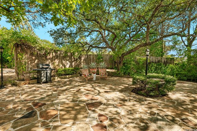 8520 ALYDAR CIR, Fair Oaks Ranch, TX 78015