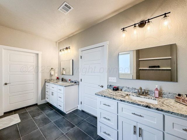 10040 COPPER CREEK Drive, Amarillo, TX 79119