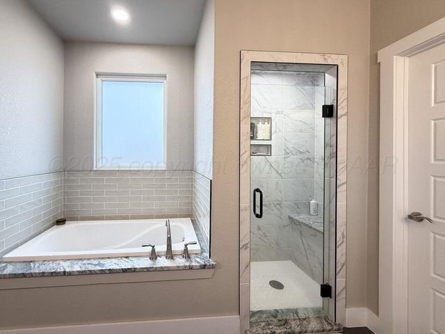 10040 COPPER CREEK Drive, Amarillo, TX 79119