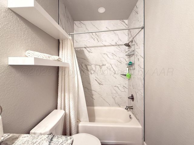 10040 COPPER CREEK Drive, Amarillo, TX 79119