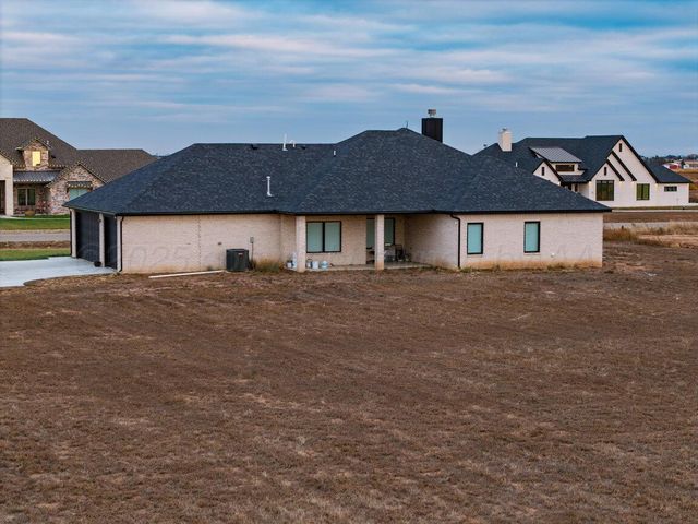 10040 COPPER CREEK Drive, Amarillo, TX 79119