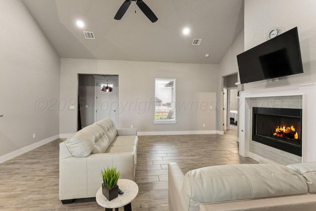 10040 COPPER CREEK Drive, Amarillo, TX 79119