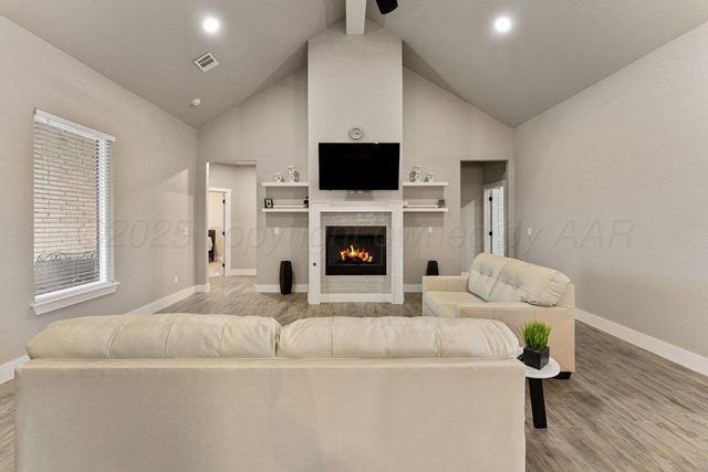 10040 COPPER CREEK Drive, Amarillo, TX 79119