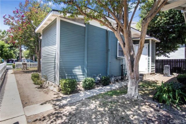 520 N 1st, Upland, CA 91786