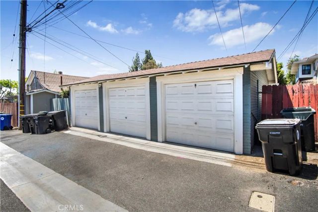 520 N 1st, Upland, CA 91786