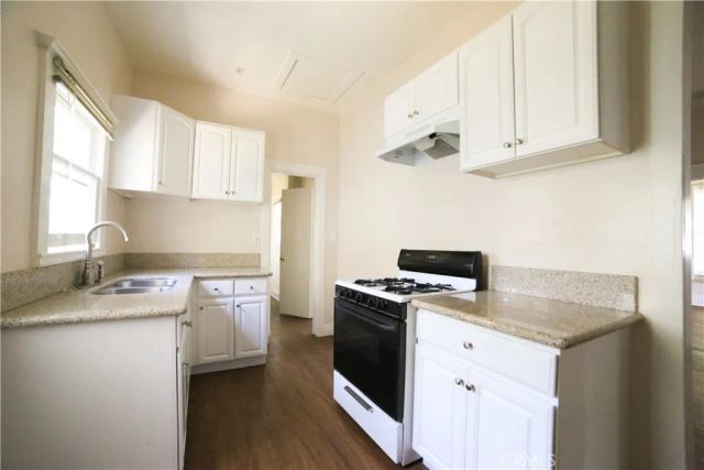 520 N 1st, Upland, CA 91786
