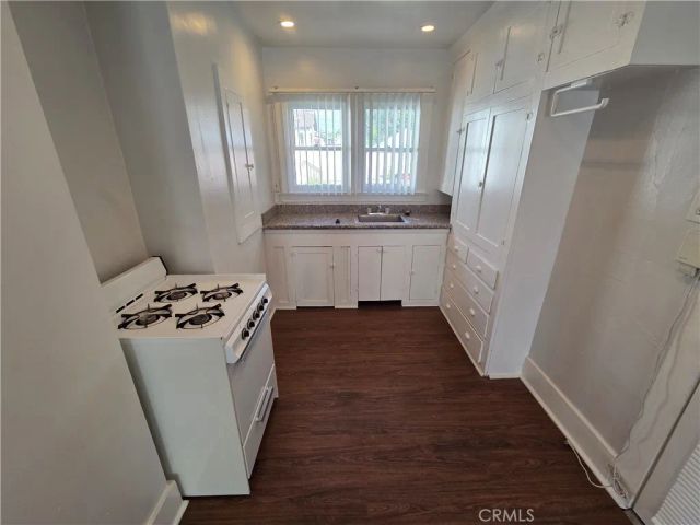 520 N 1st, Upland, CA 91786