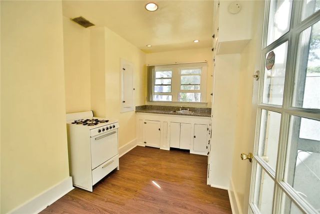 520 N 1st, Upland, CA 91786
