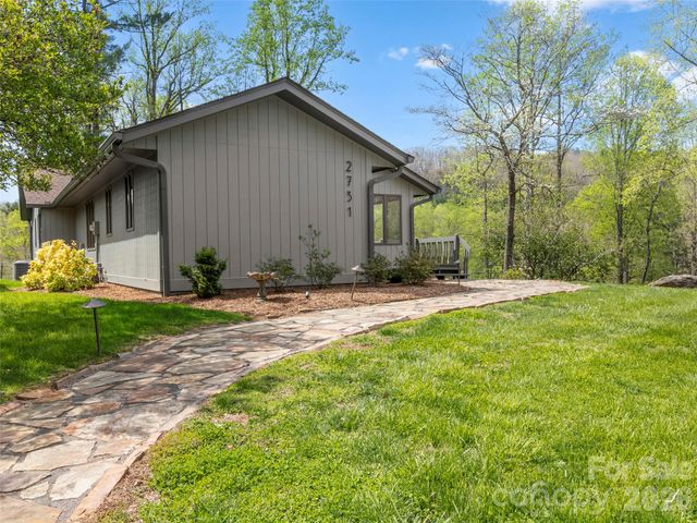 2731 Miller Lane, Hendersonville, NC 28791