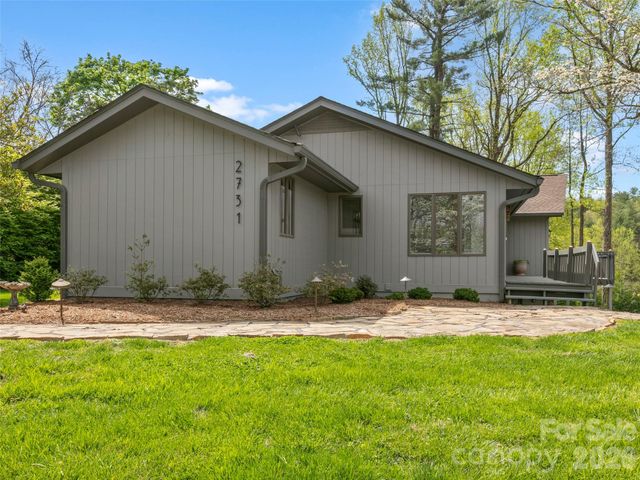 2731 Miller Lane, Hendersonville, NC 28791
