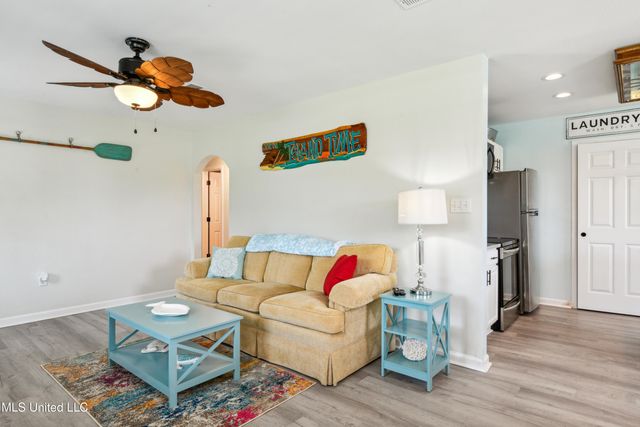 136 Waveland Avenue, Waveland, MS 39576