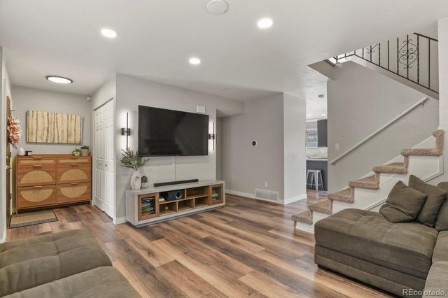 6737 S Race Street, Centennial, CO 80122