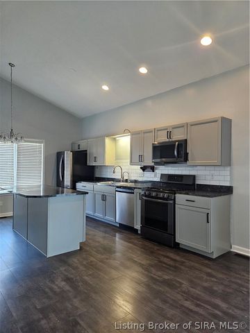 7803 Hidden River Trace, Charlestown, IN 47111