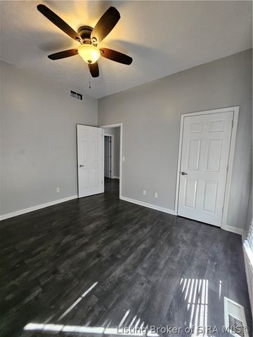 7803 Hidden River Trace, Charlestown, IN 47111