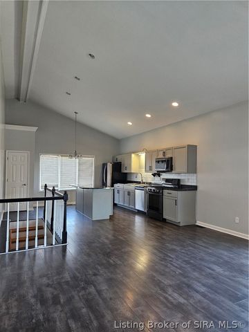 7803 Hidden River Trace, Charlestown, IN 47111