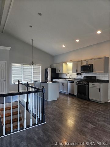 7803 Hidden River Trace, Charlestown, IN 47111