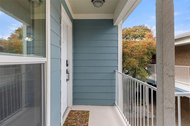 400 W 35th ST 210, Austin, TX 78705