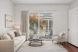 400 W 35th ST 210, Austin, TX 78705