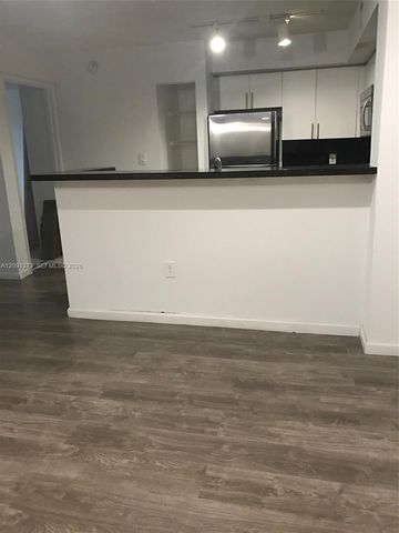 4520 NW 107th Avenue 105-10, Doral, FL 33178