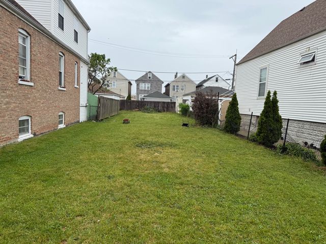 5028 S Fairfield Avenue, Chicago, IL 60632