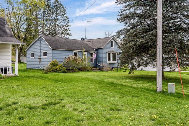 103 Oak Street, Necedah, WI 54646
