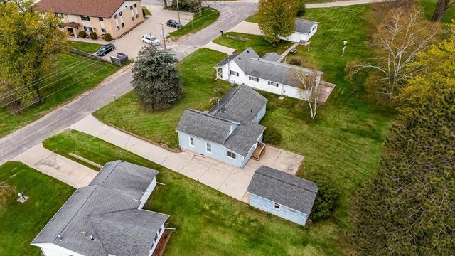 103 Oak Street, Necedah, WI 54646