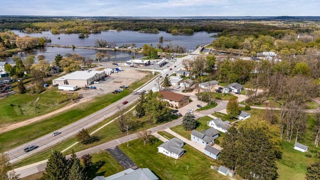 103 Oak Street, Necedah, WI 54646