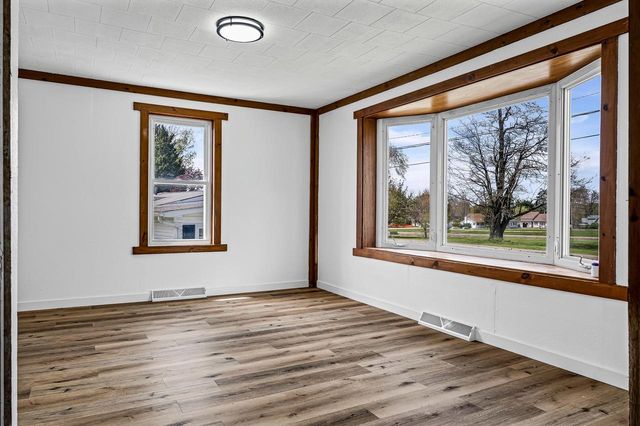103 Oak Street, Necedah, WI 54646