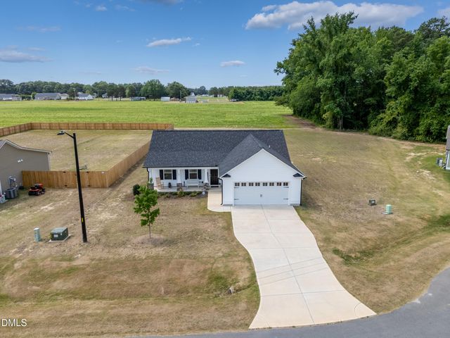 161 Grace Rdg Court, Benson, NC 27504