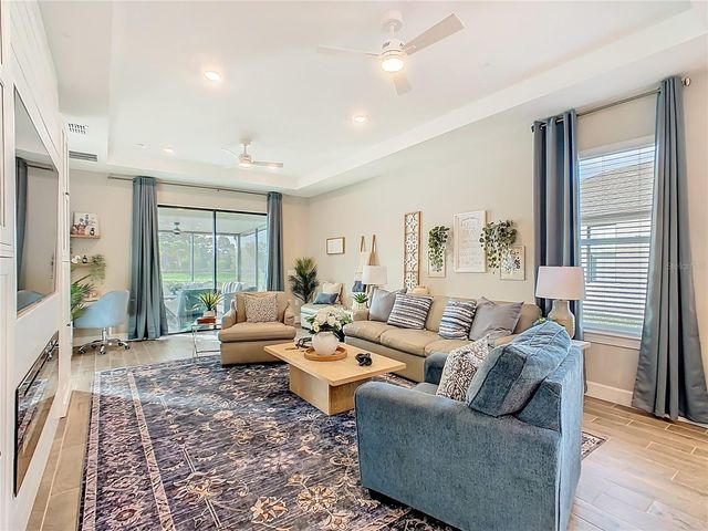 962 UMBRIA DRIVE, Poinciana, FL 34759