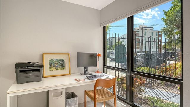 1542 OAK STREET 102, Sarasota, FL 34236