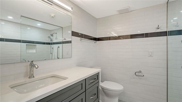 1542 OAK STREET 102, Sarasota, FL 34236