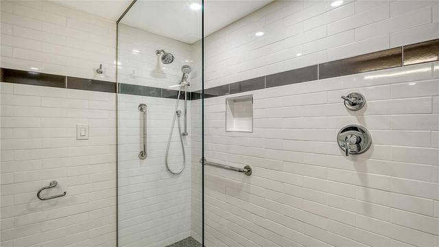 1542 OAK STREET 102, Sarasota, FL 34236