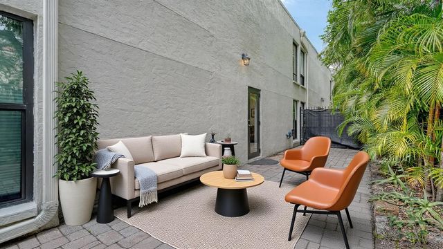 1542 OAK STREET 102, Sarasota, FL 34236