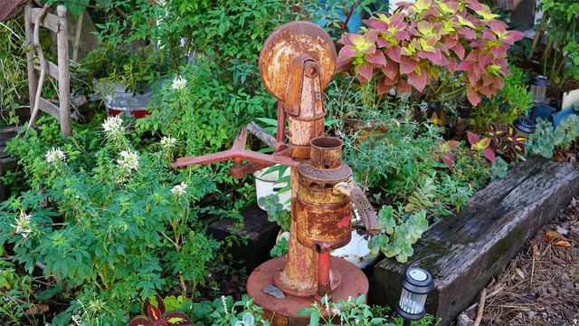 1542 OAK STREET 102, Sarasota, FL 34236