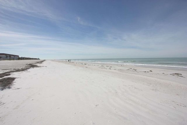 3200 GULF BOULEVARD 201, Belleair Beach, FL 33786