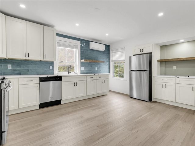 186 Main Street 2, Wayland, MA 01778