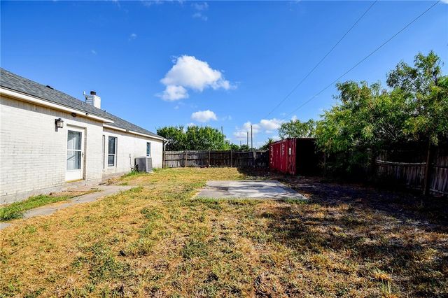 2200 Gabriel Ct, Corpus Christi, TX 78415