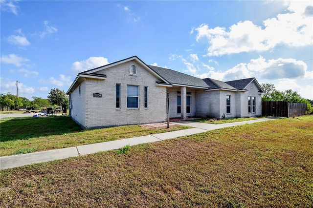 2200 Gabriel Ct, Corpus Christi, TX 78415