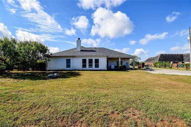 2200 Gabriel Ct, Corpus Christi, TX 78415