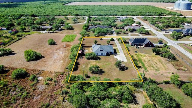 2200 Gabriel Ct, Corpus Christi, TX 78415