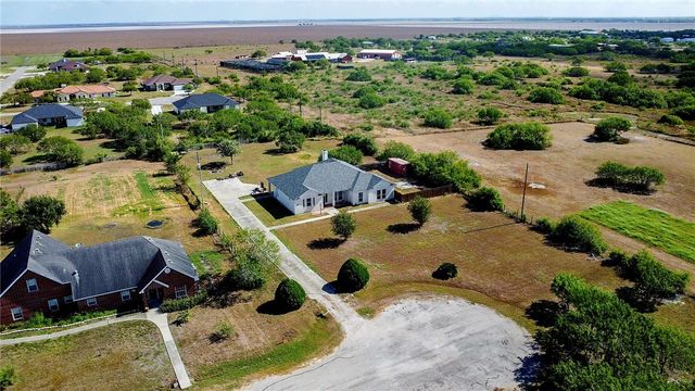 2200 Gabriel Ct, Corpus Christi, TX 78415