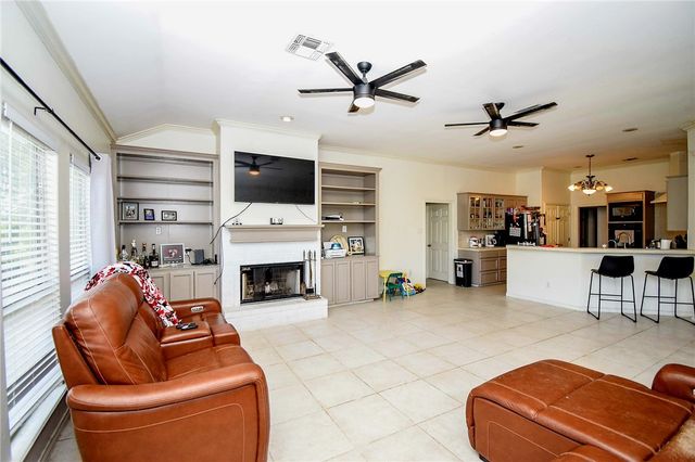 2200 Gabriel Ct, Corpus Christi, TX 78415
