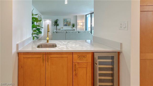 4251 Gulf Shore BLVD N 18A, Naples, FL 34103