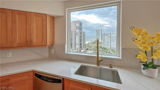 4251 Gulf Shore BLVD N 18A, Naples, FL 34103