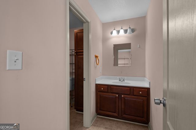 3070 High Falls Road, Jackson, GA 30233