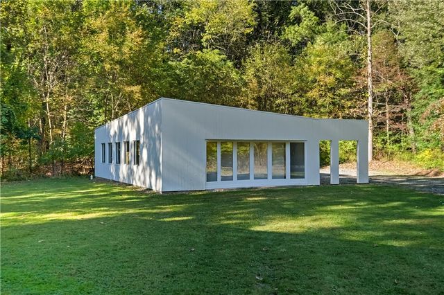 3191 Mercer Road, Neshannock Twp, PA 16105